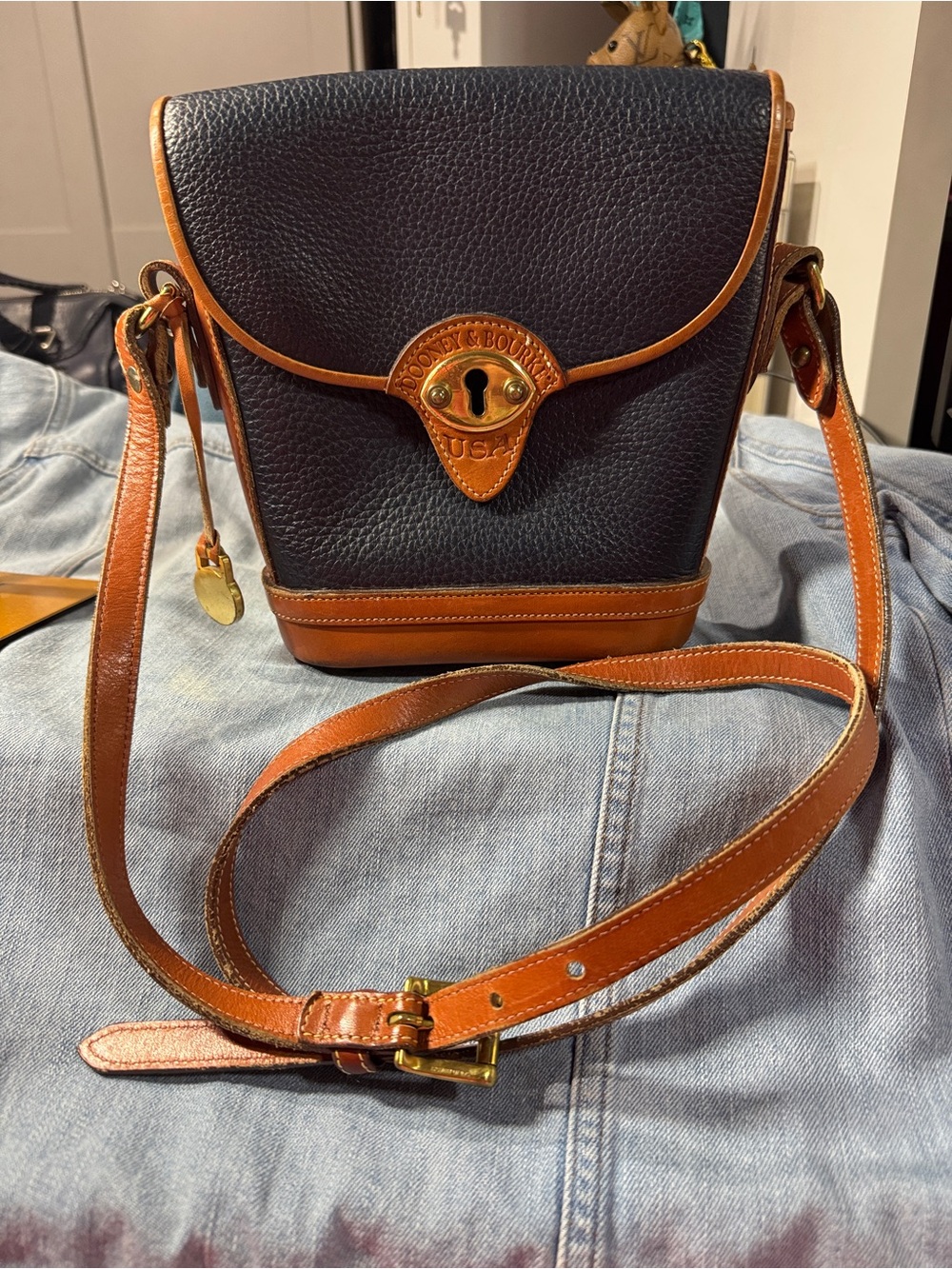 Dooney & Bourke Navy Tan Leather Crossbody vintage binocular crossbody bag